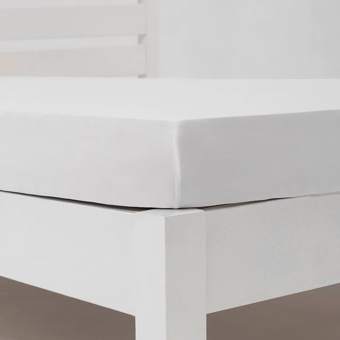 Barossa Design Soft Stretch Fitted Sheet